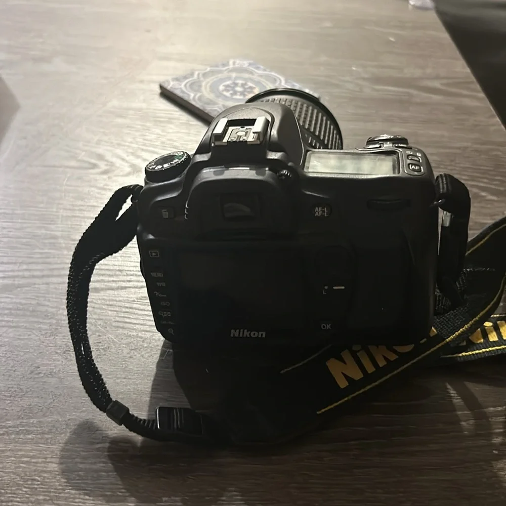 Nikon d80 camera - Picture 2 of 2